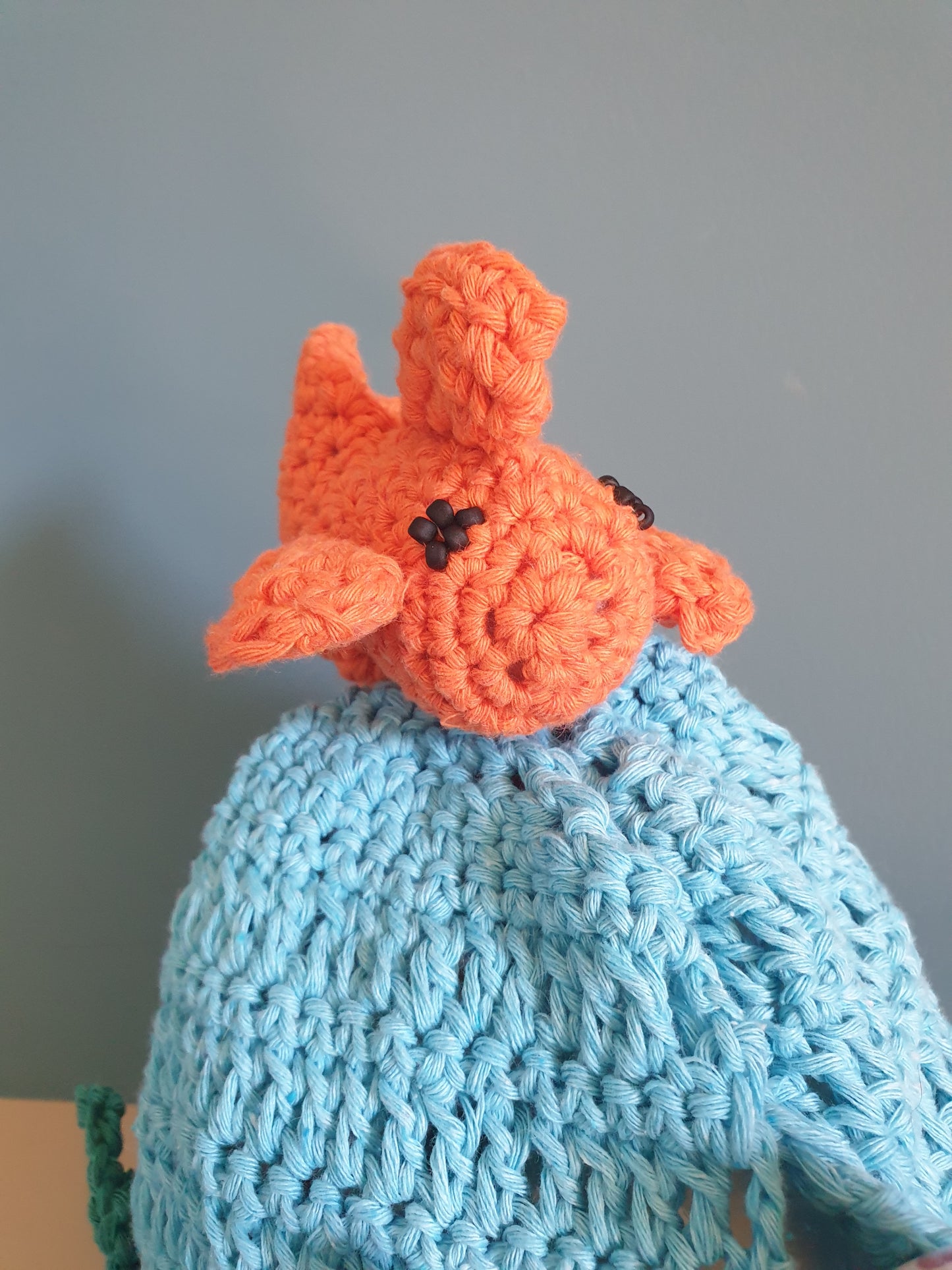 Goldfish amigurumi tea cosy